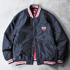 90’s PRIMARK “NBA Chicago Bulls” 中綿入り ナイロンブルゾン  250104