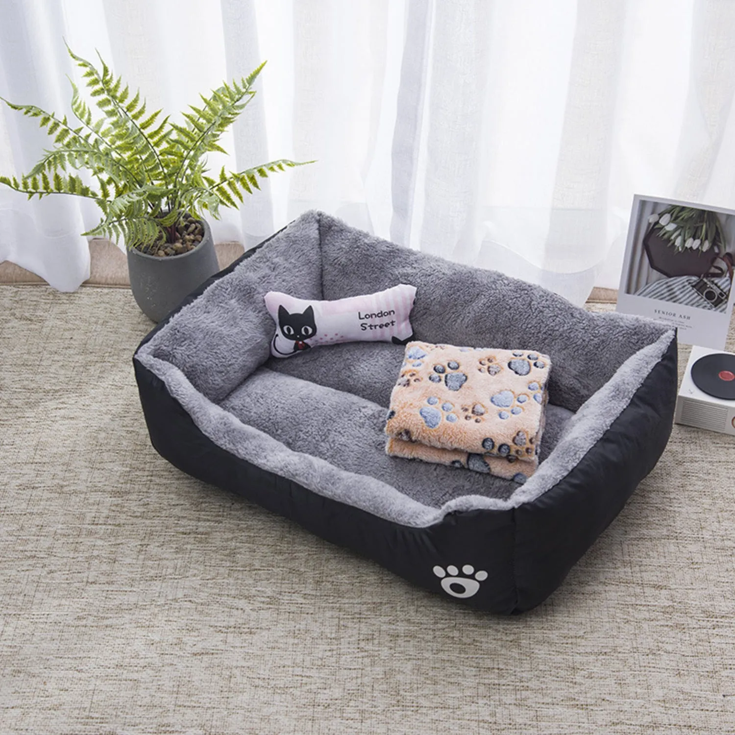 Durable XL Black Pet Bed, Non-Slip Fleece Cushion