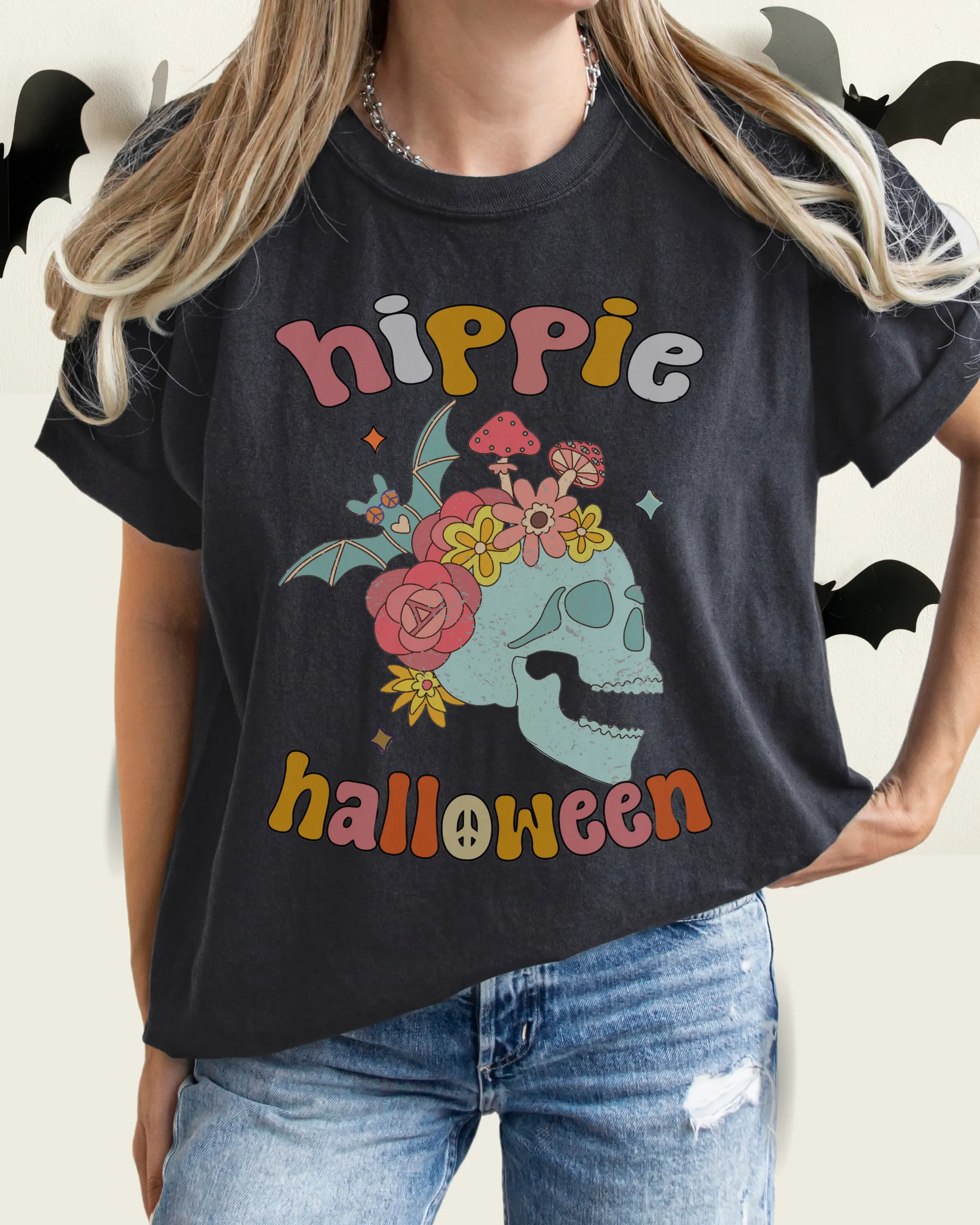 Hippie Halloween Comfort Colors® Funny Retro Skull Design T-Shirt, Women's Fall Colors T-Shirt