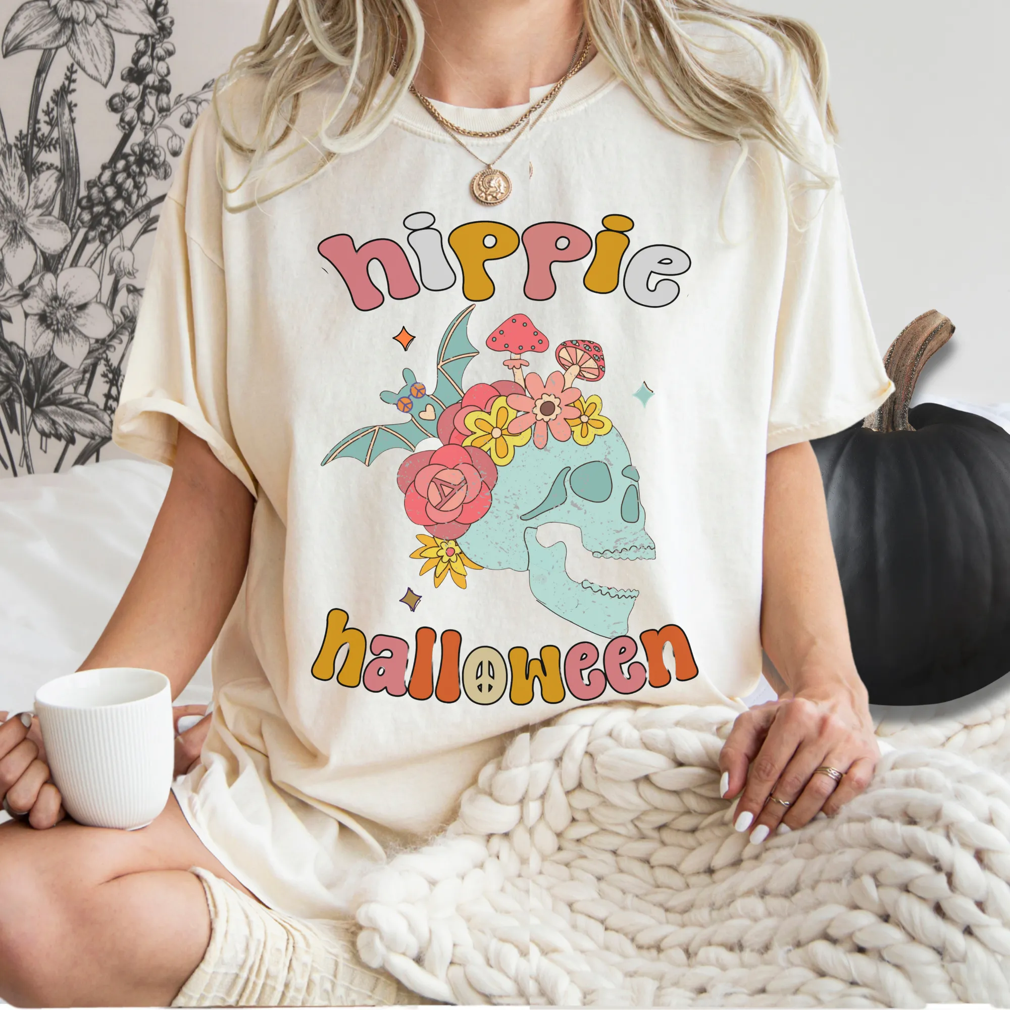 Hippie Halloween Comfort Colors® Funny Retro Skull Design T-Shirt, Women's Fall Colors T-Shirt