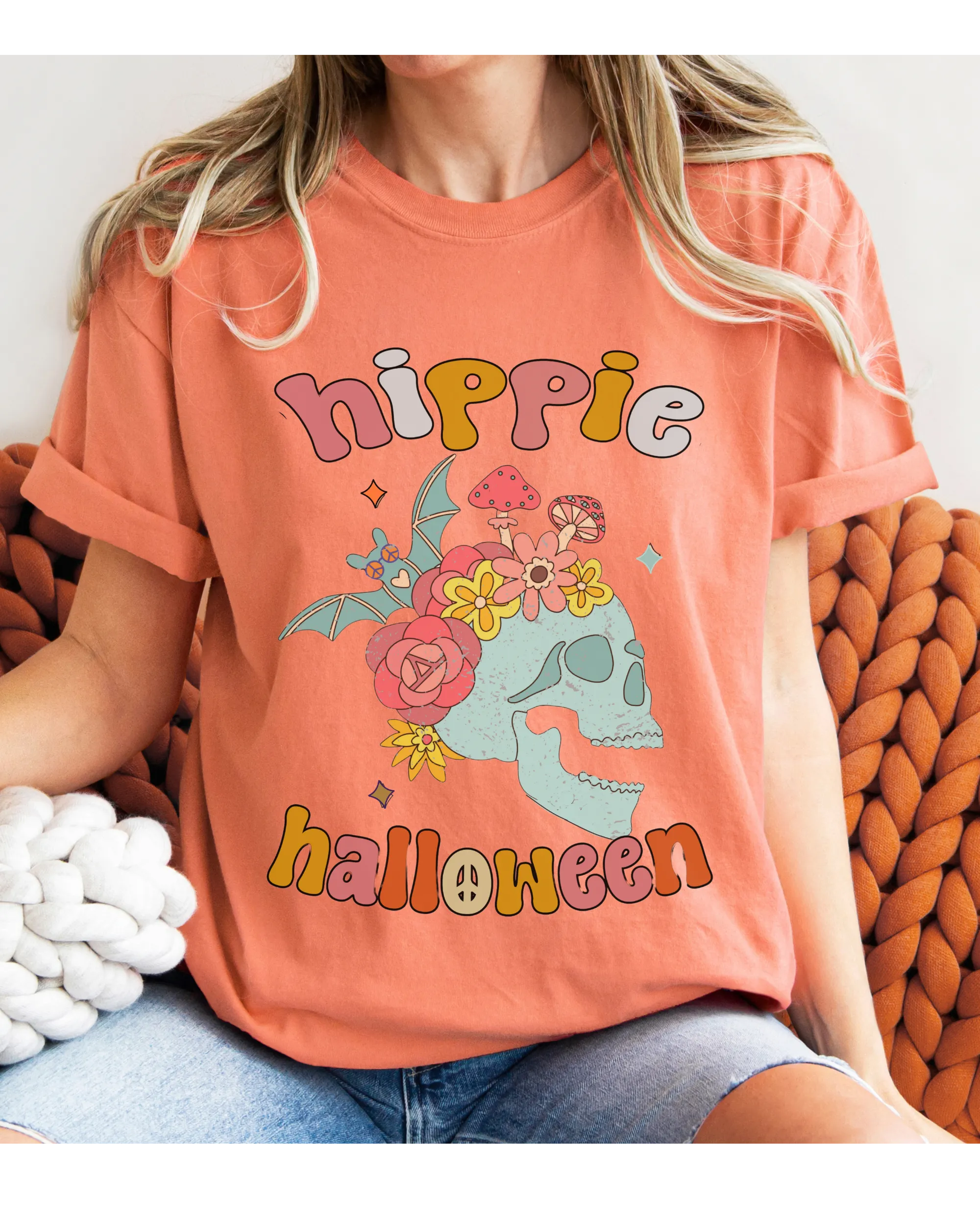 Hippie Halloween Comfort Colors® Funny Retro Skull Design T-Shirt, Women's Fall Colors T-Shirt