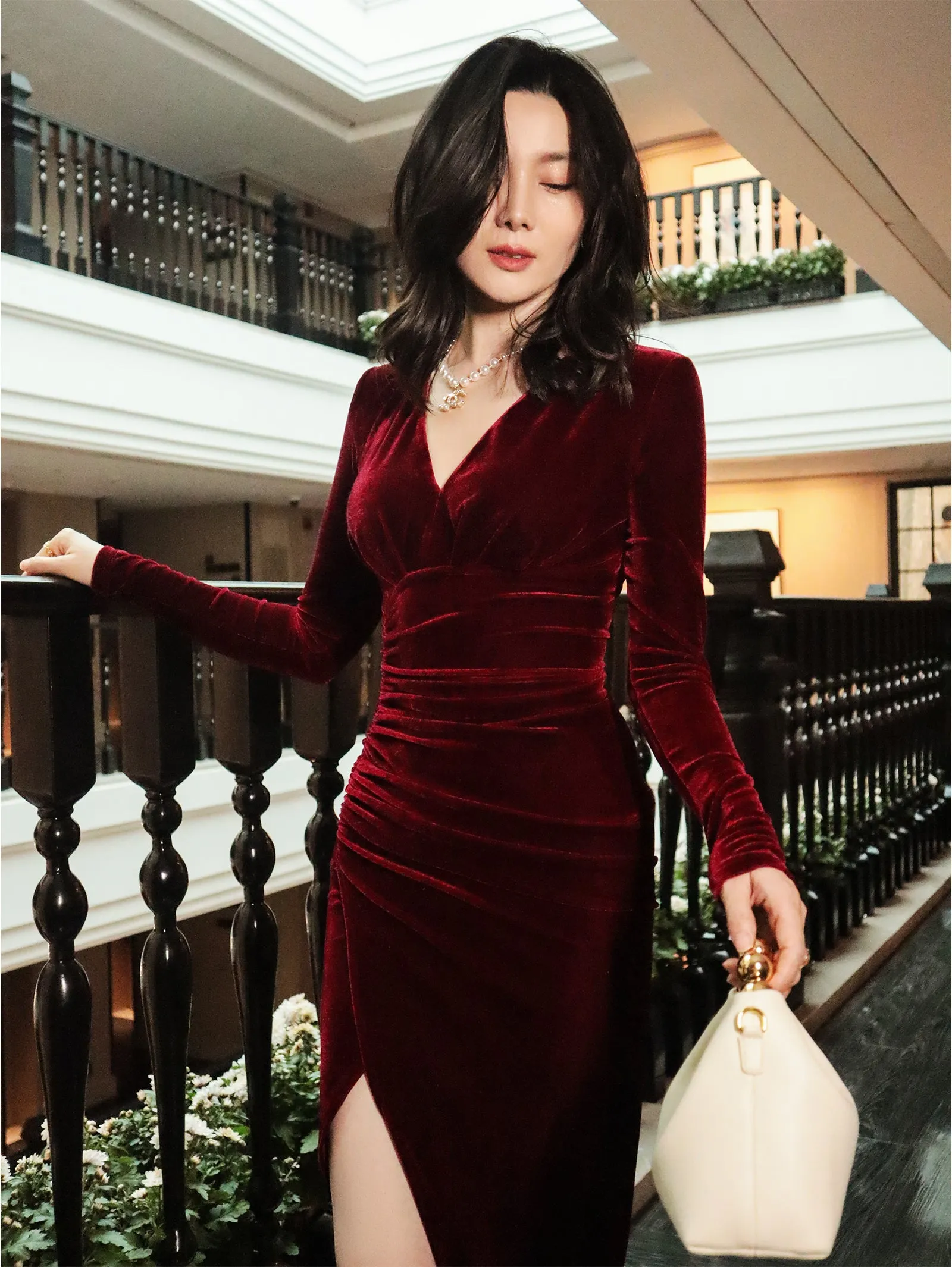 Retro wine red V-neck pleated slit dress red velvet annual meeting dress skirt- Rose