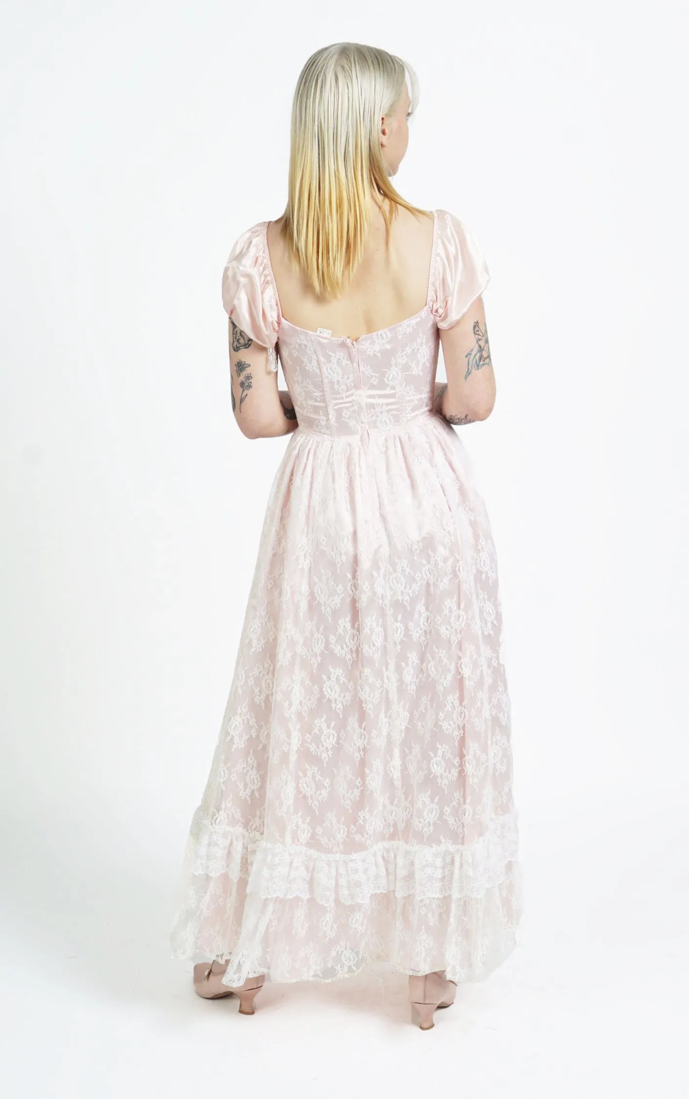 VINTAGE Victorian Pink Lace Puff Sleeve Ruffled Ball Gown Dress