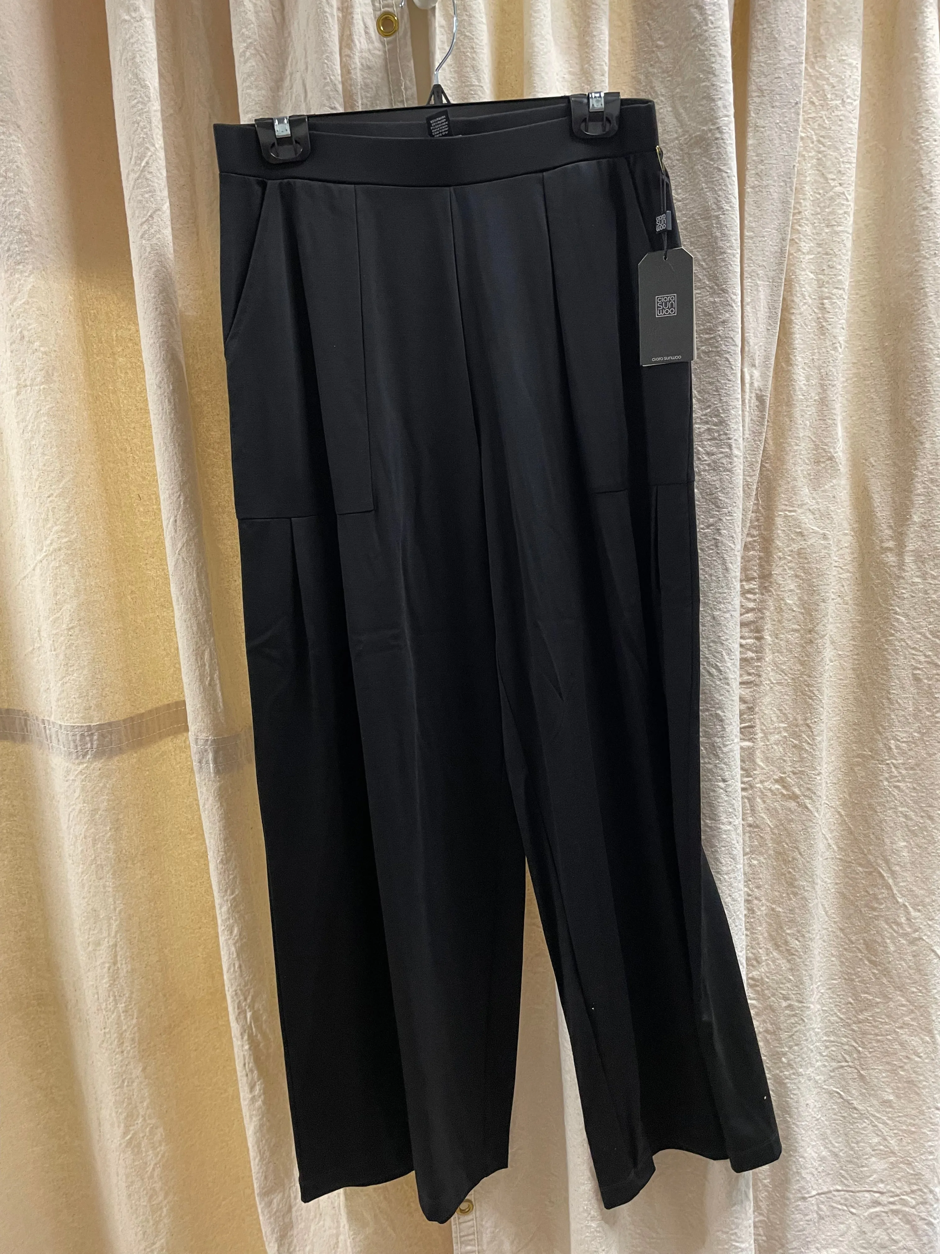 Wide Leg Pocket Pant in Black by Clara Sun Woo